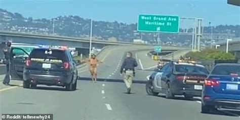 Video shows naked woman open fire on California Bay Bridge。